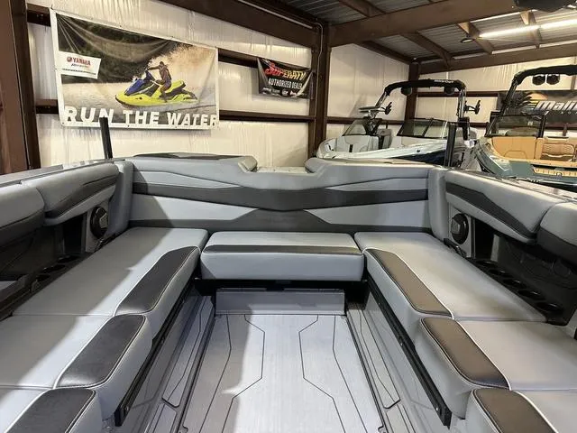 Slide: The Image of Axis Wake Research A245 2025 - 17