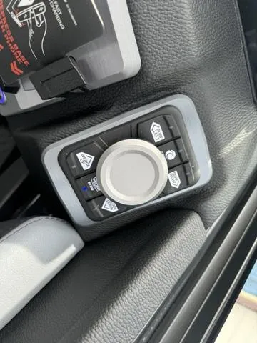 Slide: The Image of Malibu Wakesetter 24 MXZ 2025 - 23