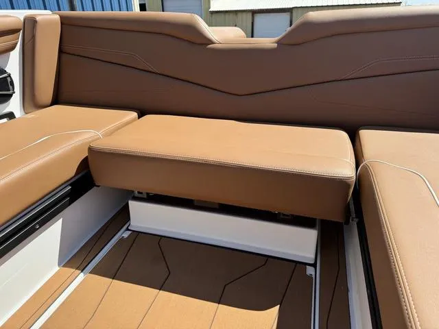 Slide: The Image of Axis Wake Research T250 2025 - 19