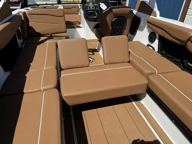 Slide: The Image of Axis Wake Research T250 2025 - 20