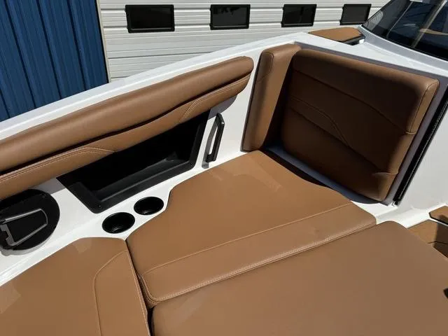 Slide: The Image of Axis Wake Research T250 2025 - 32