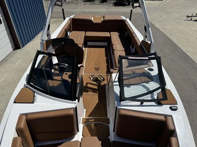 Slide: The Image of Axis Wake Research T250 2025 - 35