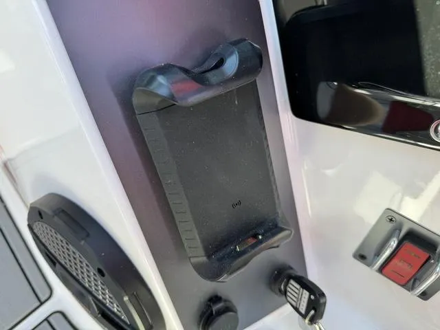 Slide: The Image of MasterCraft NXT22 2024 - 20