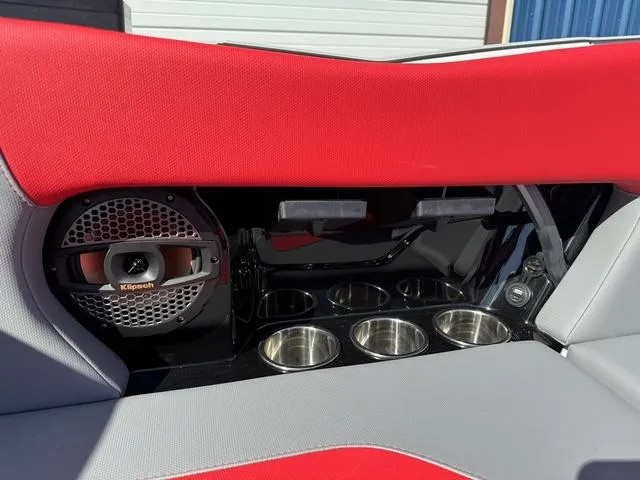 Slide: The Image of MasterCraft NXT22 2024 - 26