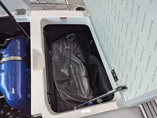 Slide: The Image of MasterCraft NXT20 2025 - 22