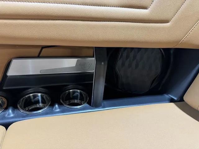 Slide: The Image of Malibu Wakesetter 25 LSV 2025 - 27