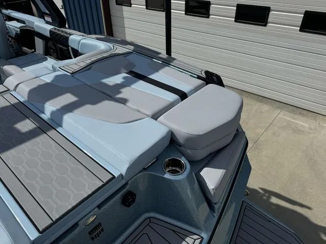 Slide: The Image of MasterCraft XT23 2025 - 13