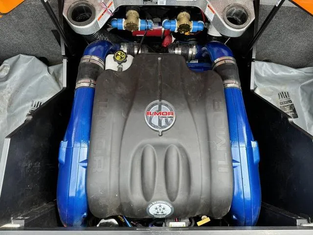 Slide: The Image of MasterCraft X22 2019 - 53