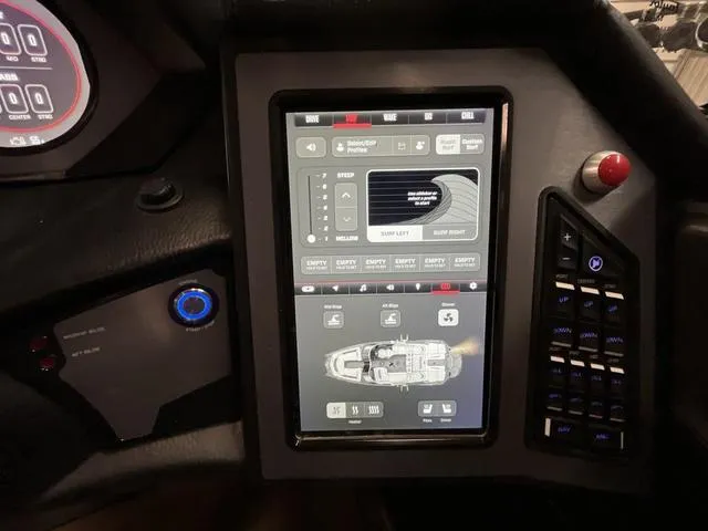 Slide: The Image of MasterCraft XStar S 2022 - 29