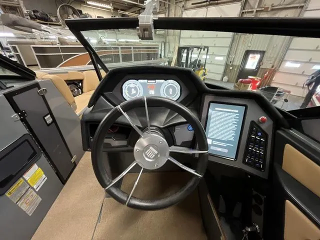 Slide: The Image of MasterCraft XStar S 2022 - 31