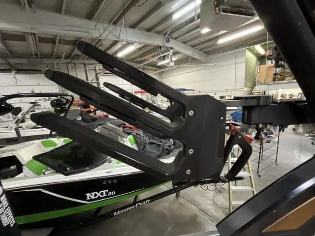 Slide: The Image of MasterCraft XStar S 2022 - 46