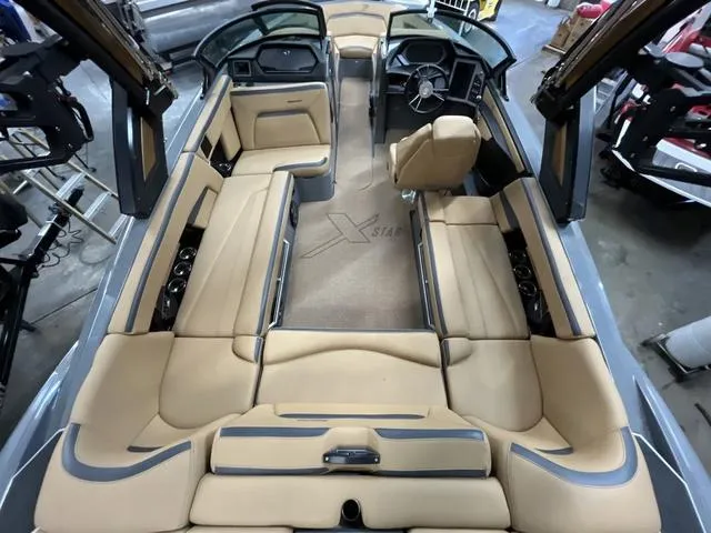 Slide: The Image of MasterCraft XStar S 2022 - 8