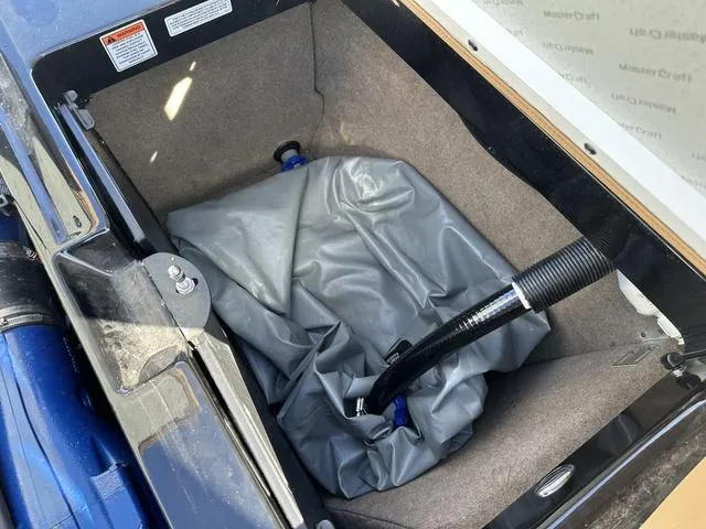 Slide: The Image of MasterCraft XT21 2021 - 37