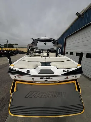 Slide: The Image of Malibu Wakesetter 21 VLX 2014 - 9