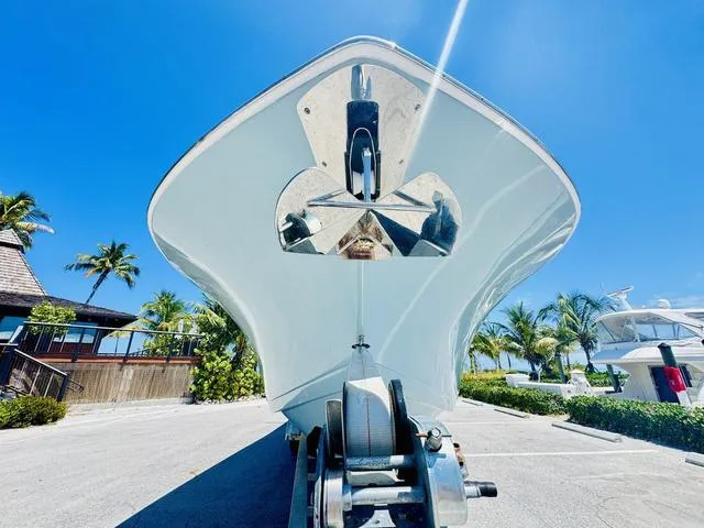 Slide: The Image of Tidewater 320 CC Adventure 2022 - 32