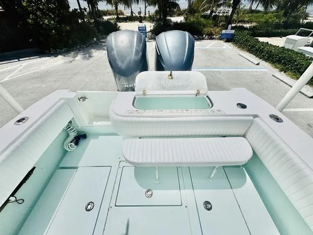 Slide: The Image of Contender 28 Sport 2013 - 6