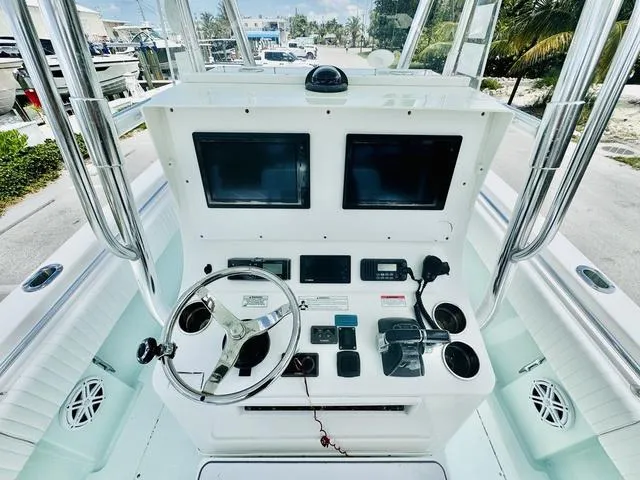 Slide: The Image of Contender 28 Sport 2013 - 9