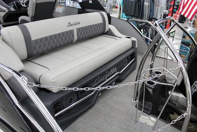 Slide: The Image of Barletta RESERVE LEGGERA 23UCA 2025 - 11