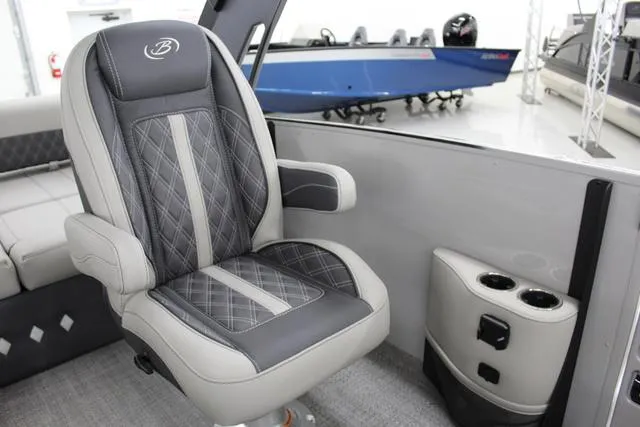 Slide: The Image of Barletta RESERVE LEGGERA 23UCA 2025 - 25