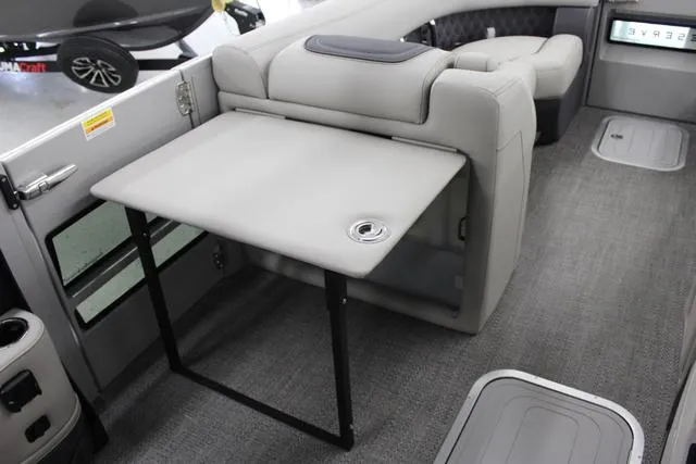 Slide: The Image of Barletta RESERVE LEGGERA 23UCA 2025 - 30