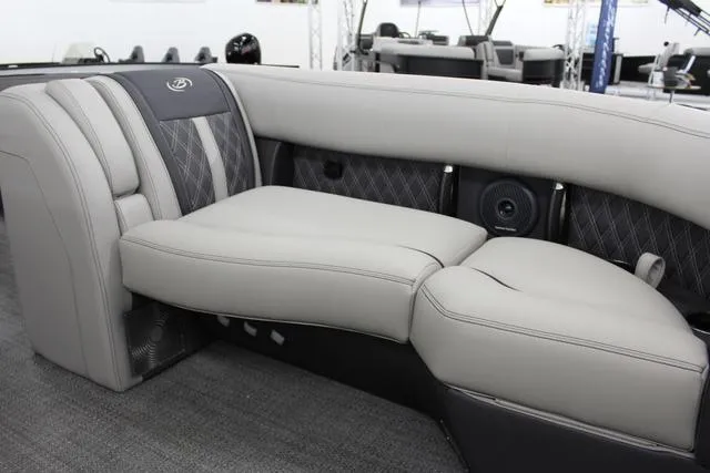 Slide: The Image of Barletta RESERVE LEGGERA 23UCA 2025 - 36