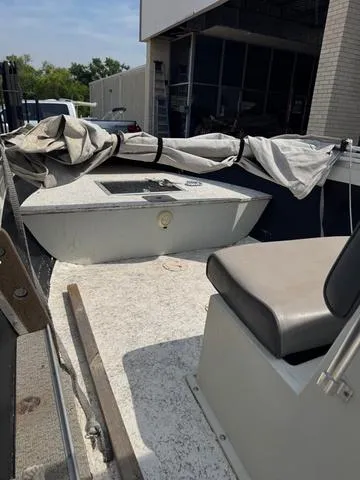 Slide: The Image of Starcraft Mariner 180 1988 - 6