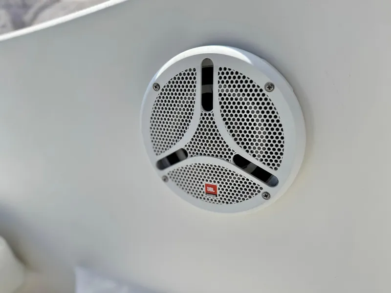 Slide: The Image of Close-up of a JBL speaker on a 2004 Maxum 2500 SE boat. - 22