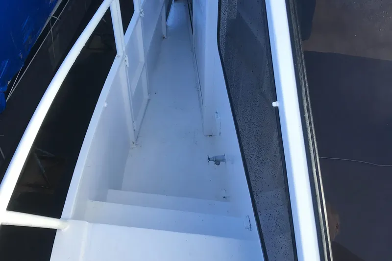 Slide: The Image of Skipperliner 560 Coastal Cruiser 1996 - 56