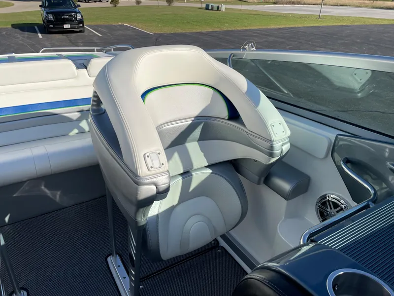 Slide: The Image of 2018 Formula 292 FASTech boat interior with sleek seating and modern design. - 37