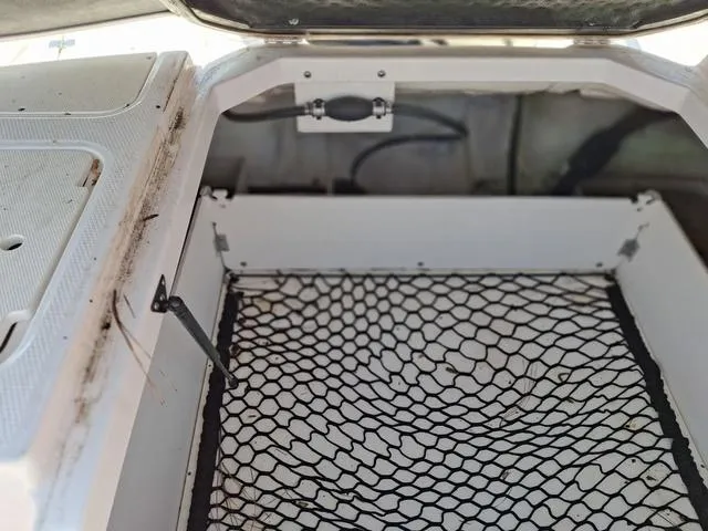 Slide: The Image of Chaparral 21 H2O Sport 2018 - 11