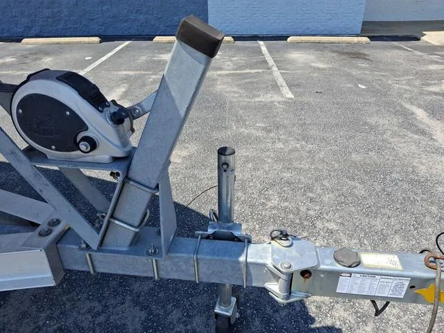 Slide: The Image of Chaparral 21 H2O Sport 2018 - 17