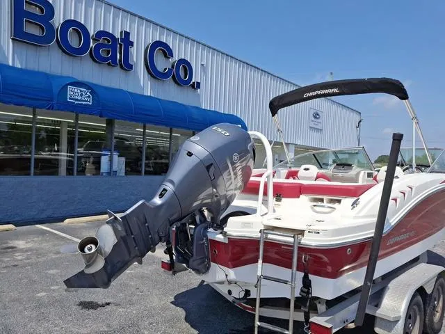 Slide: The Image of Chaparral 21 H2O Sport 2018 - 12