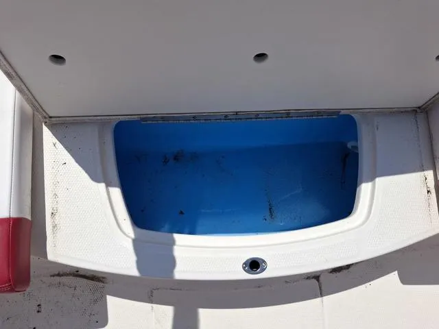 Slide: The Image of Chaparral 21 H2O Sport 2018 - 9