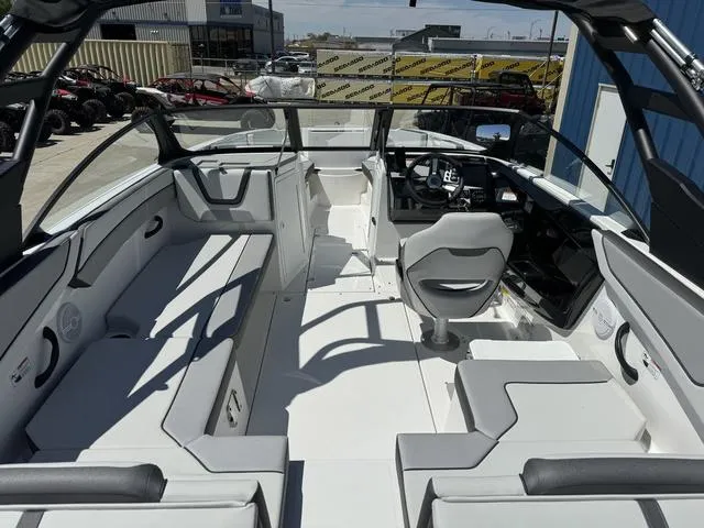 Slide: The Image of Yamaha AR220 2025 - 12