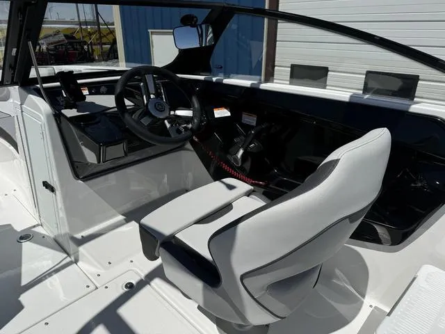 Slide: The Image of Yamaha AR220 2025 - 16