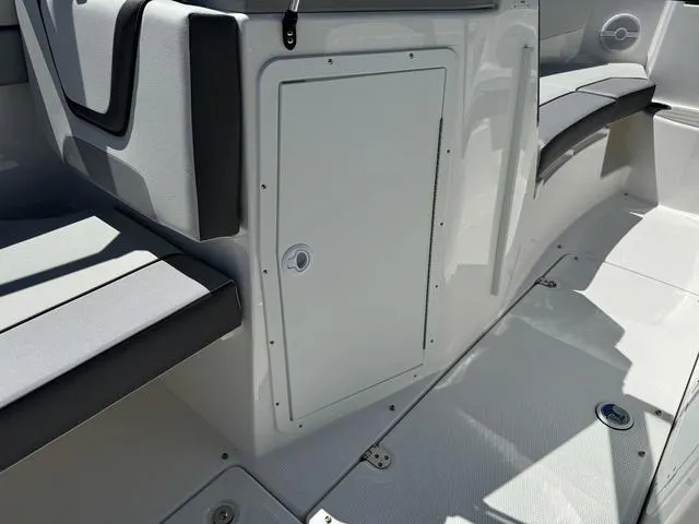 Slide: The Image of Yamaha AR220 2025 - 29