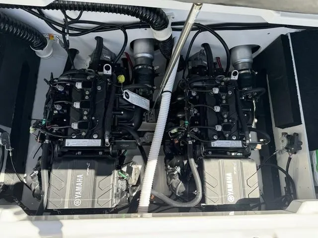 Slide: The Image of Yamaha AR220 2025 - 45