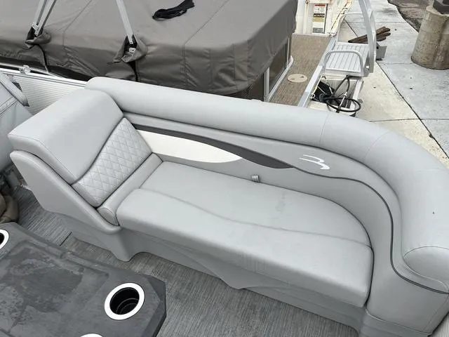 Slide: The Image of Bennington 22 ssrc 2023 - 10