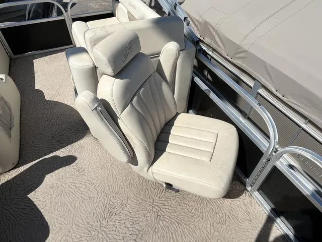 Slide: The Image of Silver Wave 230 Play DCA 2011 - 13