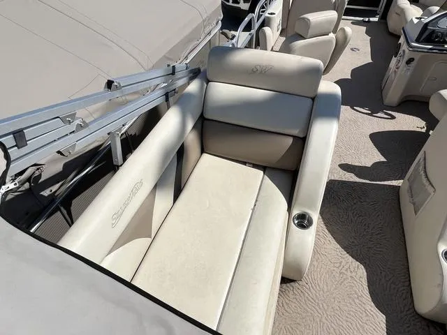 Slide: The Image of Silver Wave 230 Play DCA 2011 - 7