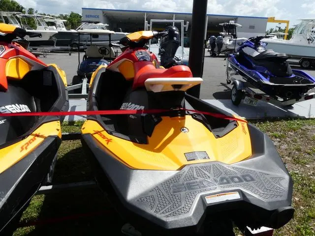 Slide: The Image of Sea-Doo Spark® 2-up Rotax® 900 ACE™- 90 CONV with IBR 2022 - 3
