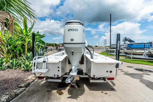 Slide: The Image of Majek 226 Illusion 2025 - 4