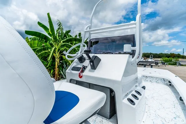 Slide: The Image of Majek 226 Illusion 2025 - 9