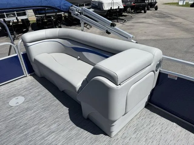 Slide: The Image of Bennington 20 SVSR 2023 - 9