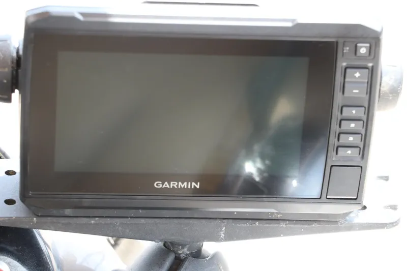 Slide: The Image of Garmin navigation system on 2020 Sun Tracker SportFish 22 XP3 boat dashboard. - 37