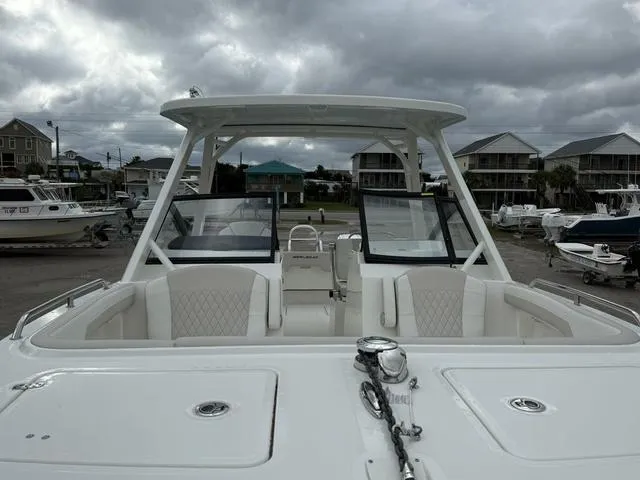 Slide: The Image of World Cat 260 DC-X (Dual Console) 2025 - 14