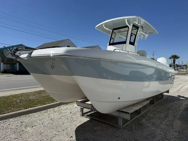 Slide: The Image of World Cat 235 TE (Tournament Edition) 2025 - 6