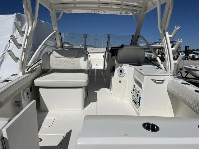 Slide: The Image of World Cat 280 DC-X 2025 - 5