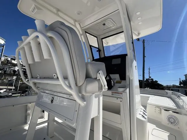 Slide: The Image of World Cat 235CC 2024 - 6