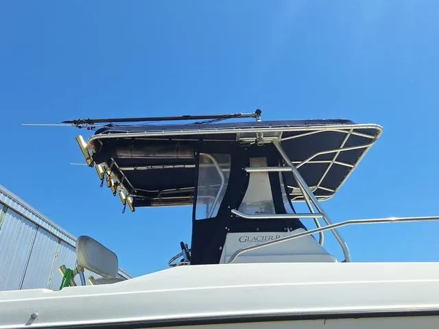 Slide: The Image of Glacier Bay 2640 Canyon Runner 2004 - 3